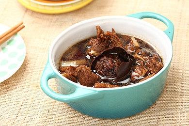 黑曜石叙事RPG新作《Pentiment》11月推出